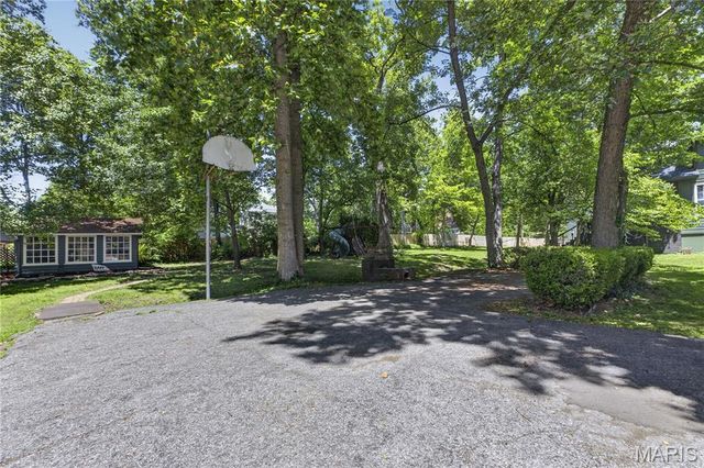 9445 Big Bend Boulevard, Webster Groves, MO 63119