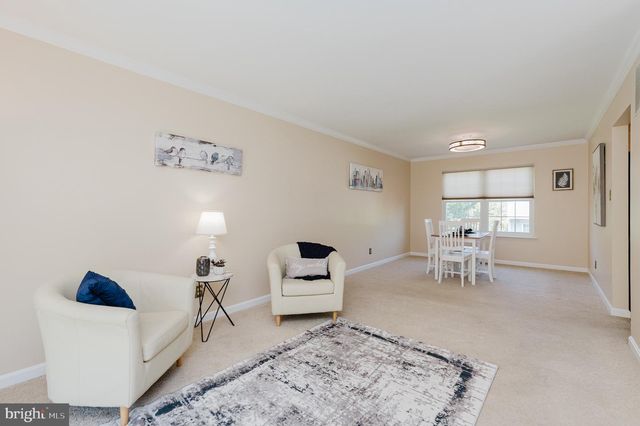 4 KINGS PL, Perry Hall, MD 21128