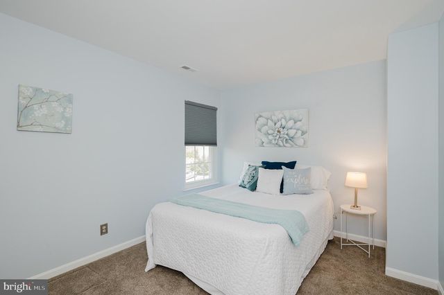 4 KINGS PL, Perry Hall, MD 21128
