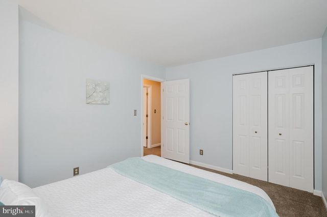 4 KINGS PL, Perry Hall, MD 21128