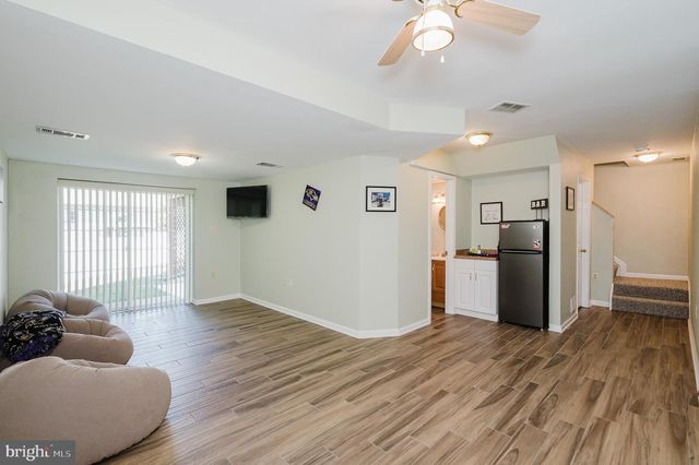 4 KINGS PL, Perry Hall, MD 21128