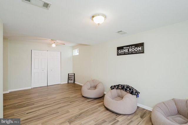 4 KINGS PL, Perry Hall, MD 21128