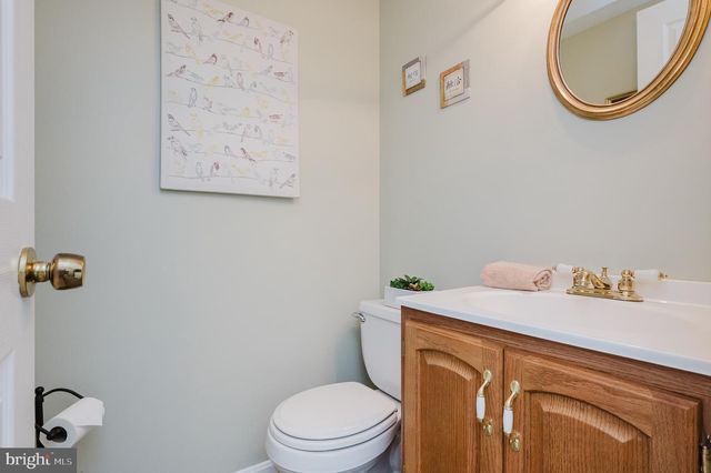 4 KINGS PL, Perry Hall, MD 21128