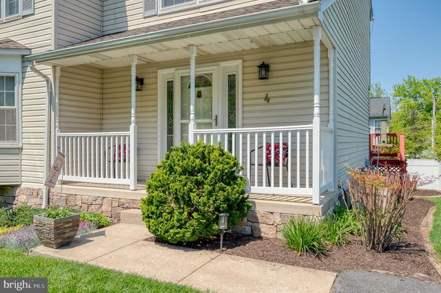 4 KINGS PL, Perry Hall, MD 21128