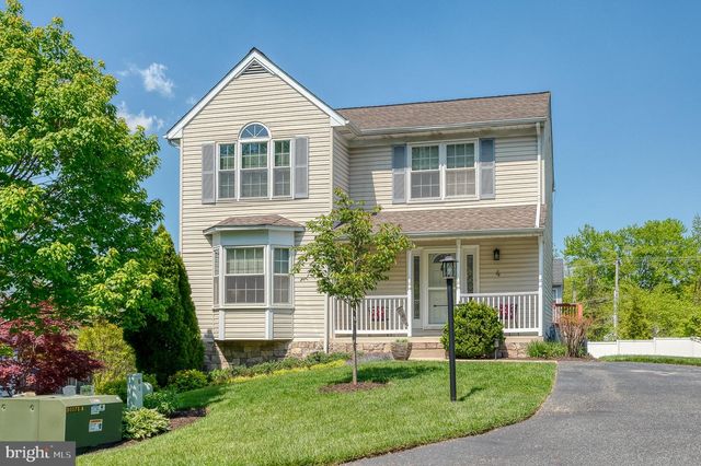 4 KINGS PL, Perry Hall, MD 21128