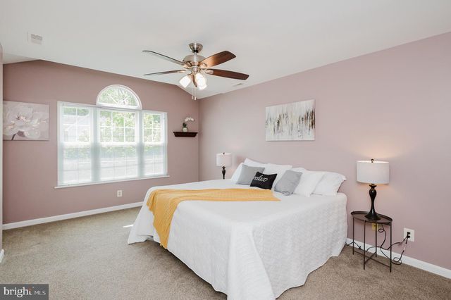 4 KINGS PL, Perry Hall, MD 21128