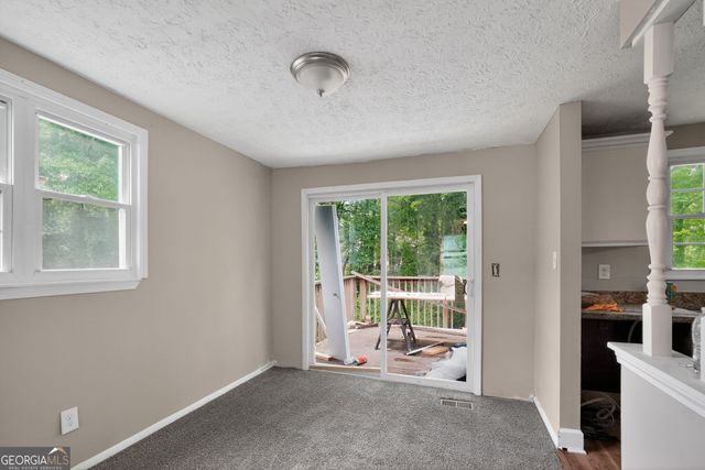 2075 Countydown Lane, Stone Mountain, GA 30088