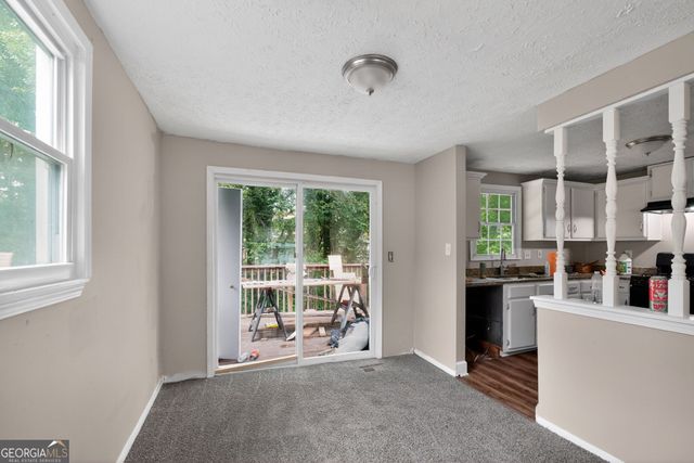2075 Countydown Lane, Stone Mountain, GA 30088
