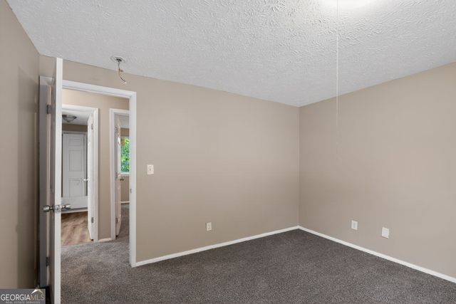 2075 Countydown Lane, Stone Mountain, GA 30088