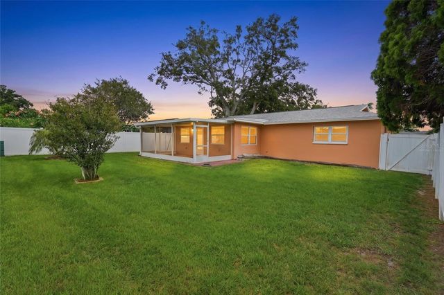2158 SCOTLAND DRIVE, Clearwater, FL 33763