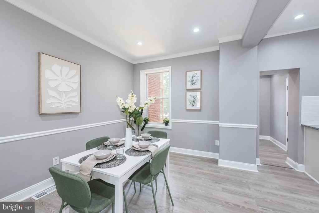 2461 SHIRLEY AVE, Baltimore, MD 21215
