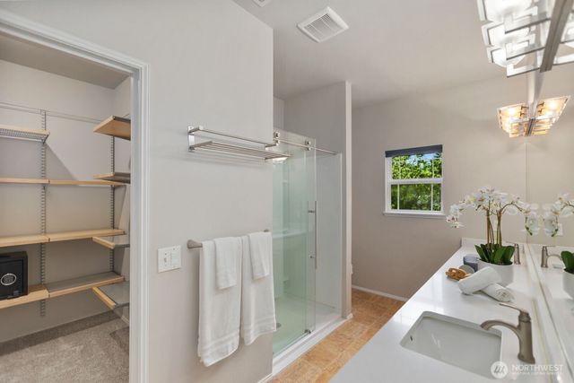 4493 248th Lane SE, Sammamish, WA 98029