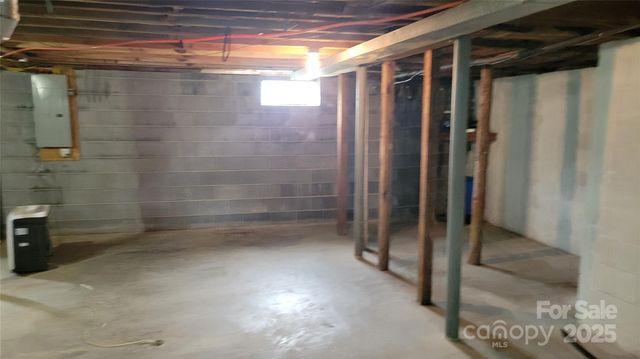 18 Misty Meadows Road, Burnsville, NC 28714