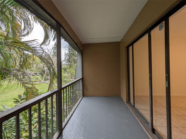 3101 Oakland Shores Drive H204, Oakland Park, FL 33309