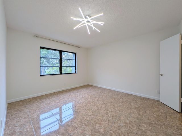 3101 Oakland Shores Drive H204, Oakland Park, FL 33309