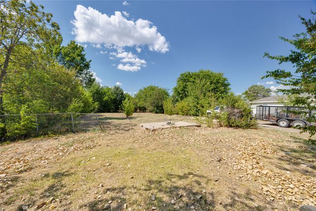 609 Gatewood Road, Garland, TX 75043
