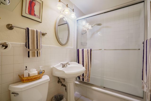 2711 SAN JOAQUIN Avenue SE, Albuquerque, NM 87106