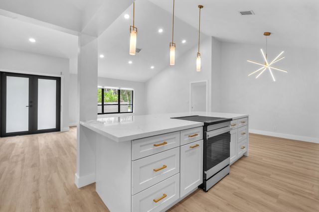 8411 SW 57TH Street, Fort Lauderdale, FL 33328