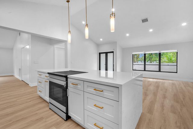 8411 SW 57TH Street, Fort Lauderdale, FL 33328