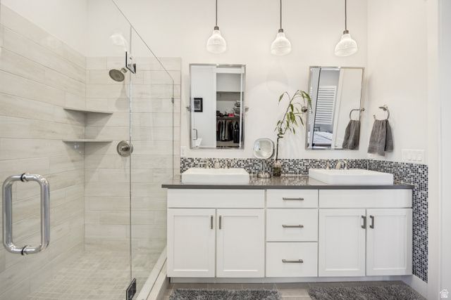 10917 S LAKE ISLAND DR, South Jordan, UT 84009