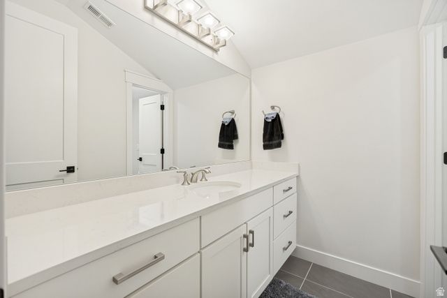 10917 S LAKE ISLAND DR, South Jordan, UT 84009