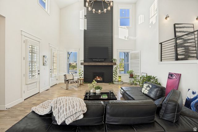 10917 S LAKE ISLAND DR, South Jordan, UT 84009