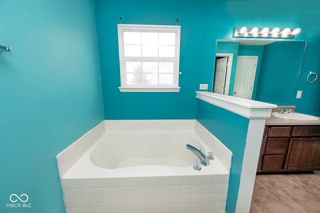 4712 Birmingham Drive, Indianapolis, IN 46235