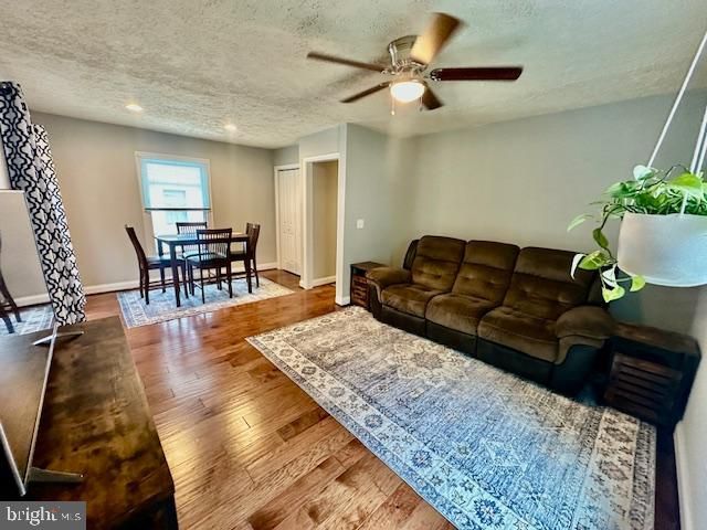8020 ESCALON AVE, Pasadena, MD 21122