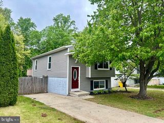 8020 ESCALON AVE, Pasadena, MD 21122