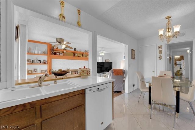 7274 Pinebrook Circle, Las Vegas, NV 89147