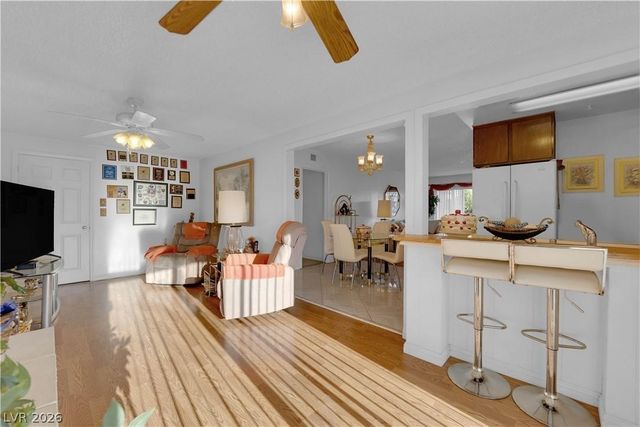 7274 Pinebrook Circle, Las Vegas, NV 89147