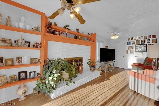 7274 Pinebrook Circle, Las Vegas, NV 89147