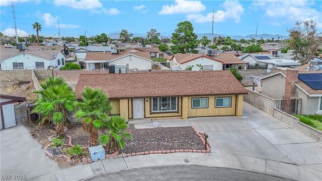 7274 Pinebrook Circle, Las Vegas, NV 89147