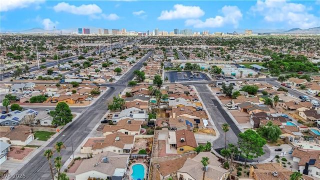 7274 Pinebrook Circle, Las Vegas, NV 89147