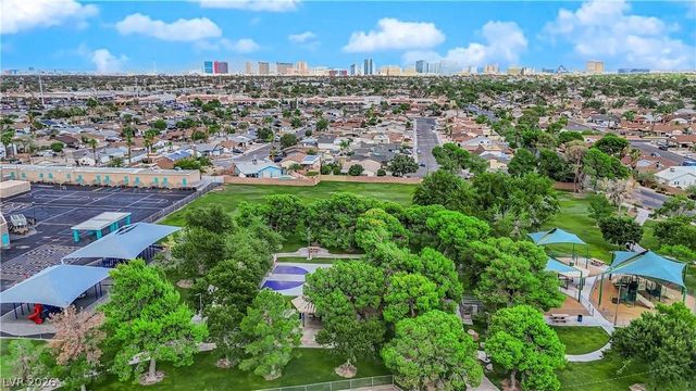 7274 Pinebrook Circle, Las Vegas, NV 89147
