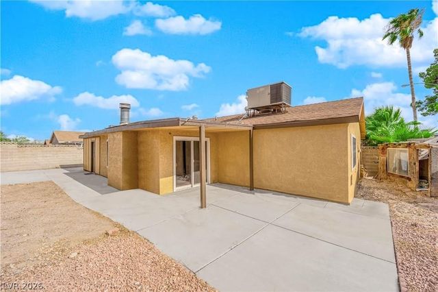 7274 Pinebrook Circle, Las Vegas, NV 89147