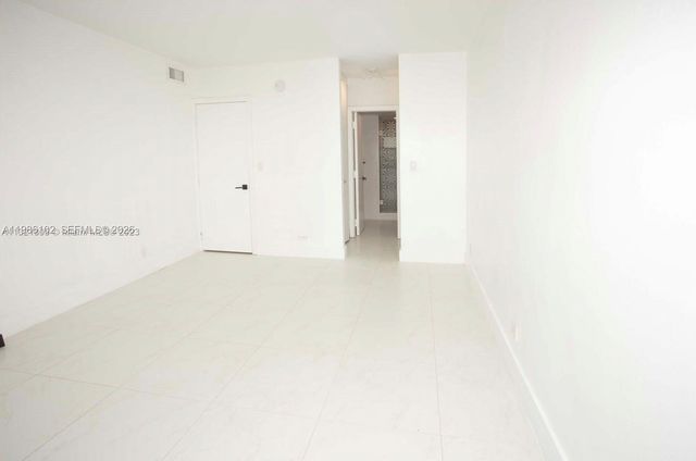 7441 Wayne Ave 10I, Miami Beach, FL 33141