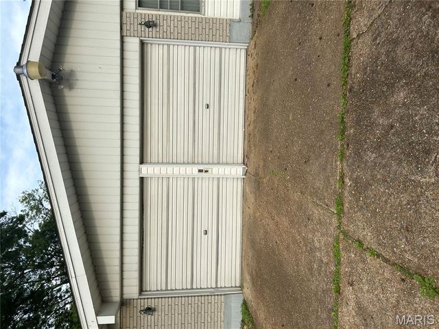 1548 Bayonne Drive, St Louis, MO 63138