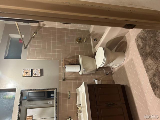 1548 Bayonne Drive, St Louis, MO 63138