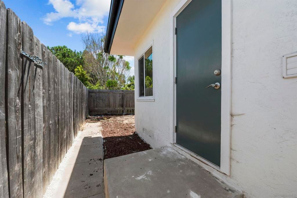 Image 15 of property listing at 6979 81 Amherst, San Diego, CA 92115