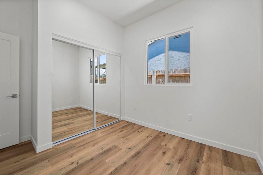 Image 2 of property listing at 6979 81 Amherst, San Diego, CA 92115