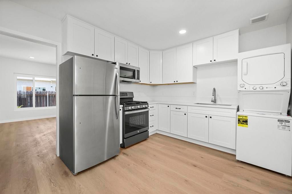 Image 23 of property listing at 6979 81 Amherst, San Diego, CA 92115