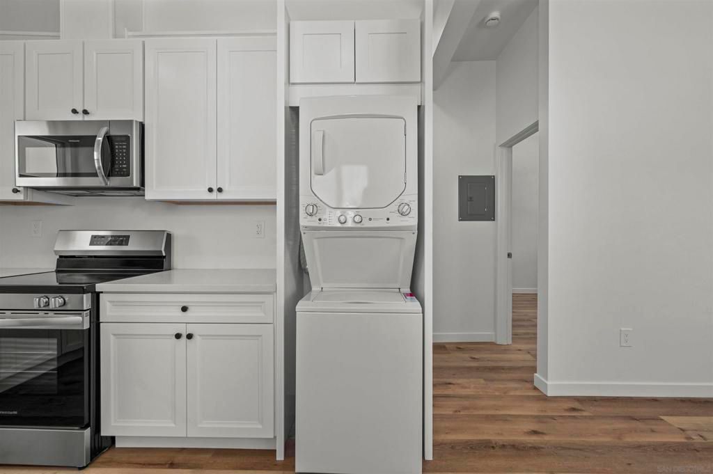 Image 7 of property listing at 6979 81 Amherst, San Diego, CA 92115