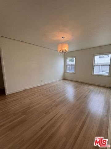 1426 Hauser Boulevard, Los Angeles, CA 90019