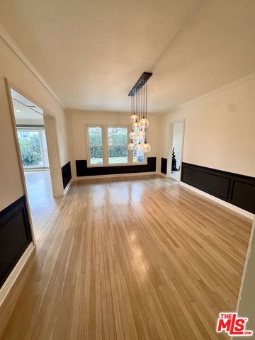 1426 Hauser Boulevard, Los Angeles, CA 90019