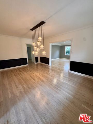 1426 Hauser Boulevard, Los Angeles, CA 90019