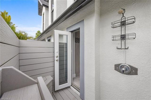 12991 Iona RD, Fort Myers, FL 33908