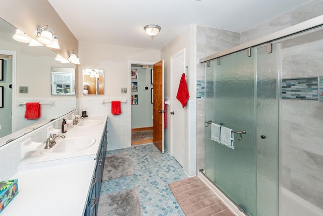 5321 Chantilly Lane, North Charleston, SC 29418