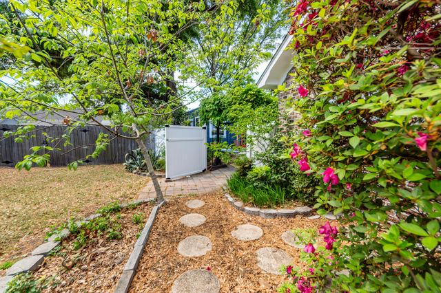 5321 Chantilly Lane, North Charleston, SC 29418