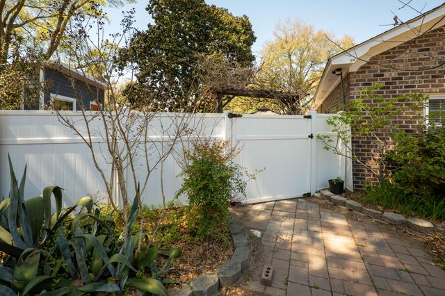 5321 Chantilly Lane, North Charleston, SC 29418